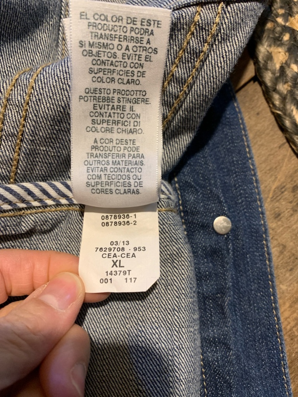Tommy Hilfiger Medium Blue Denim Trucker Jacket - 100% Cotton - Picture 11 of 13